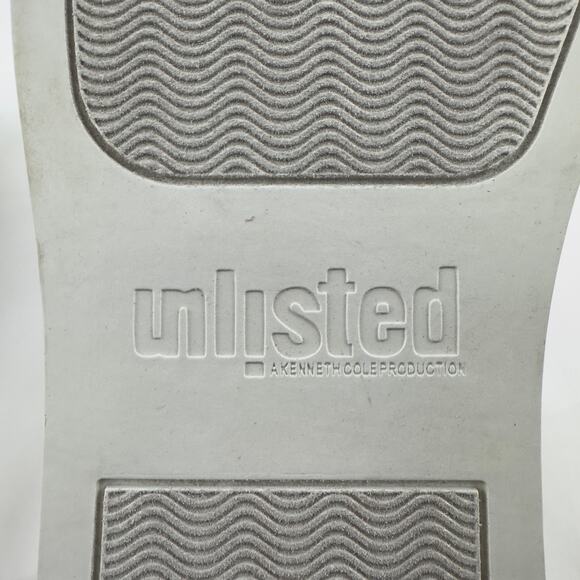 Unlisted‎ by Kenneth Cole white perforated padded Ralley lace-up sneakers - Picture 10 of 10